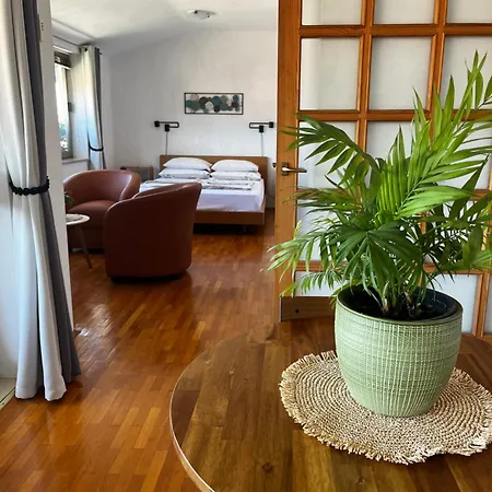 Apartment Punente By Privileggio